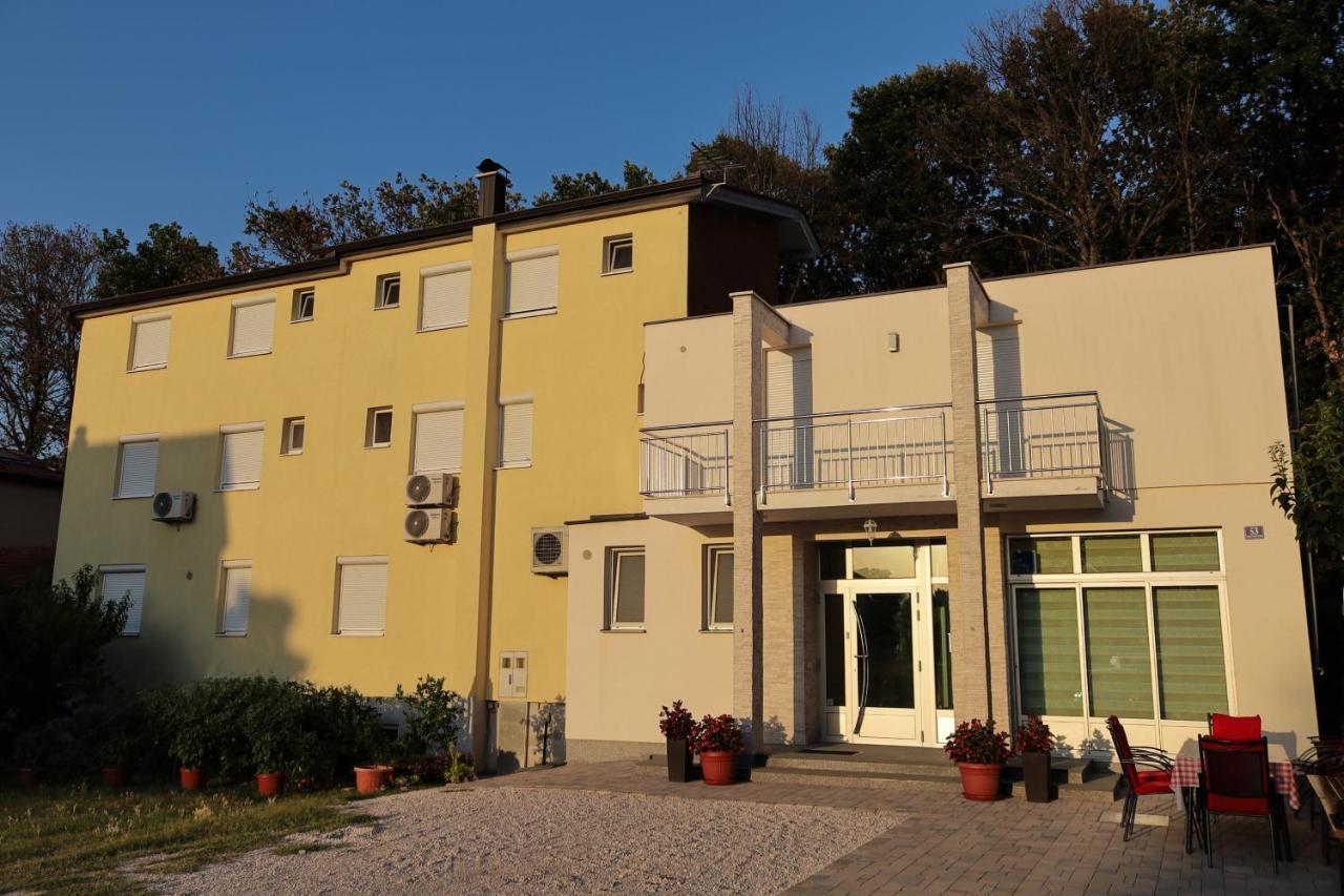 Hotel Pansion Milena Međugorje Zewnętrze zdjęcie