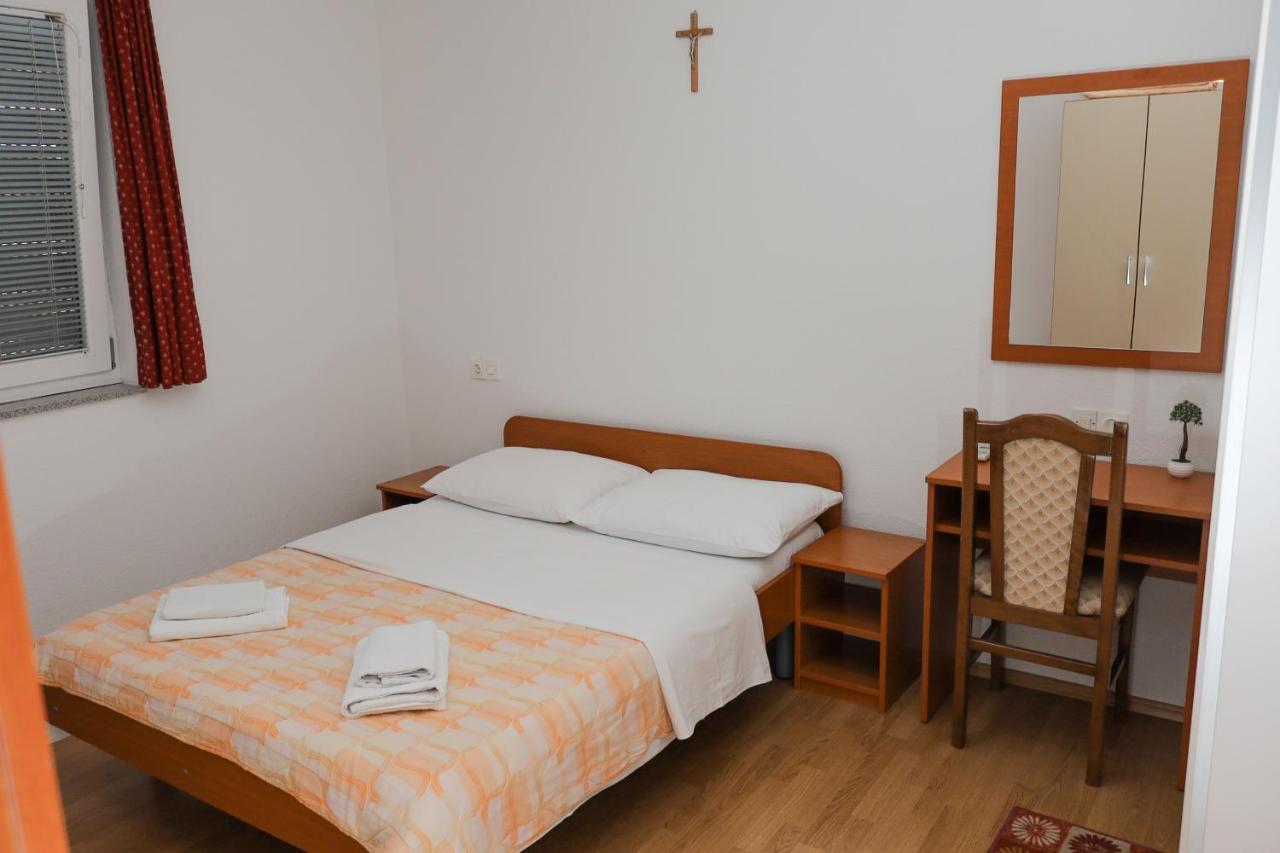Hotel Pansion Milena Međugorje Zewnętrze zdjęcie