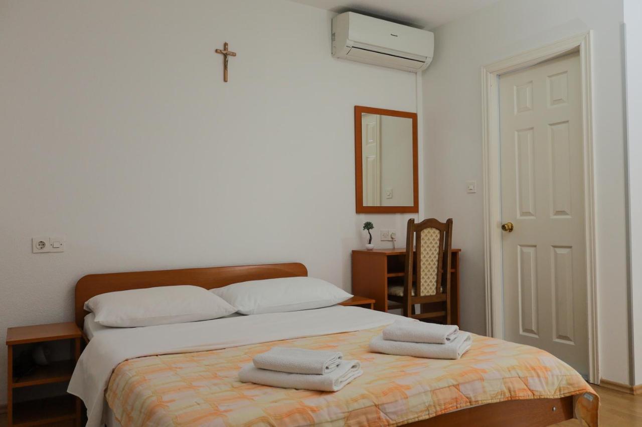 Hotel Pansion Milena Međugorje Zewnętrze zdjęcie